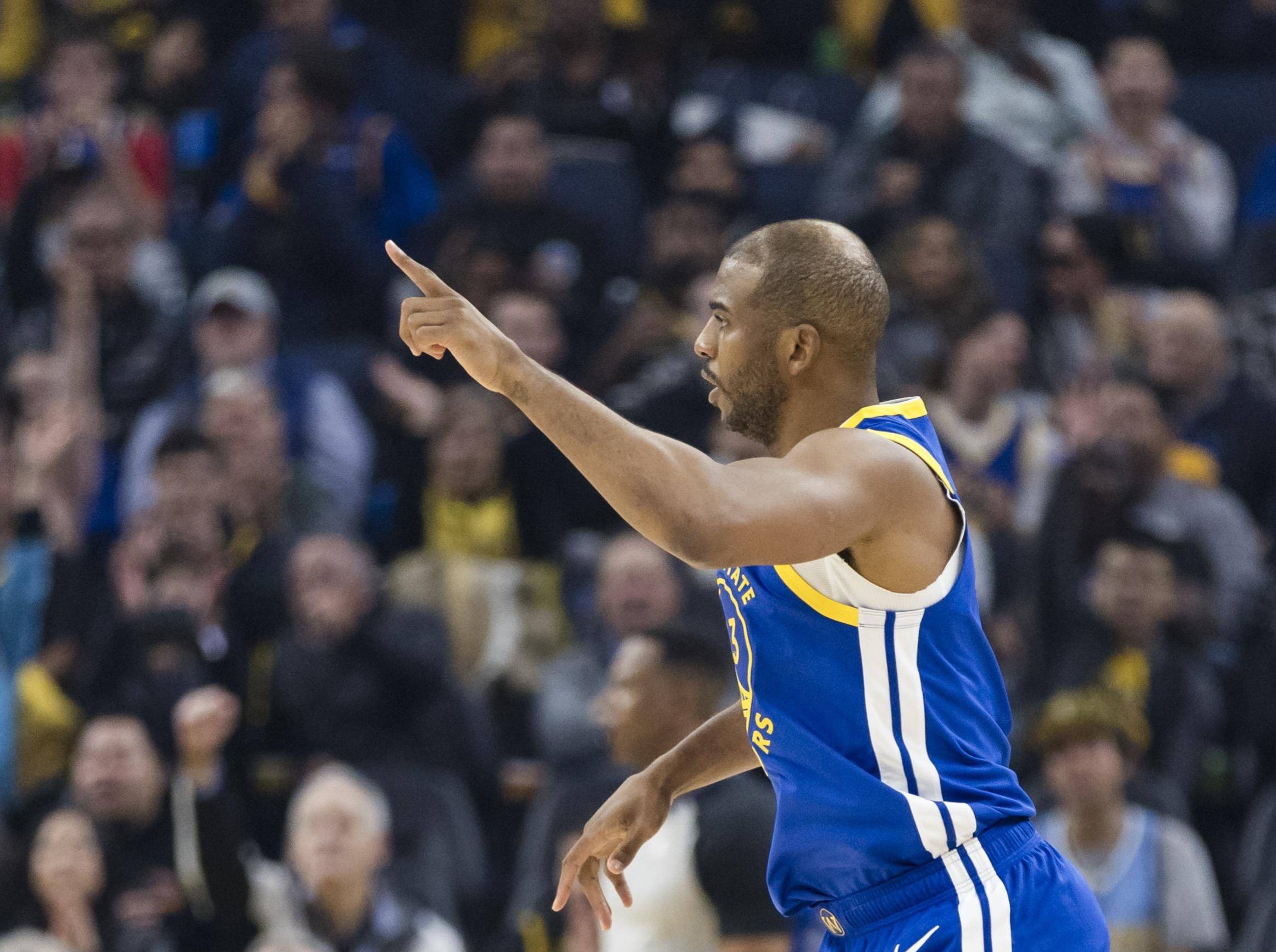 明尼苏达森林狼训练开放日，赛后绝杀压哨引欢呼，全明星赛在即，控场能力受关注的简单介绍