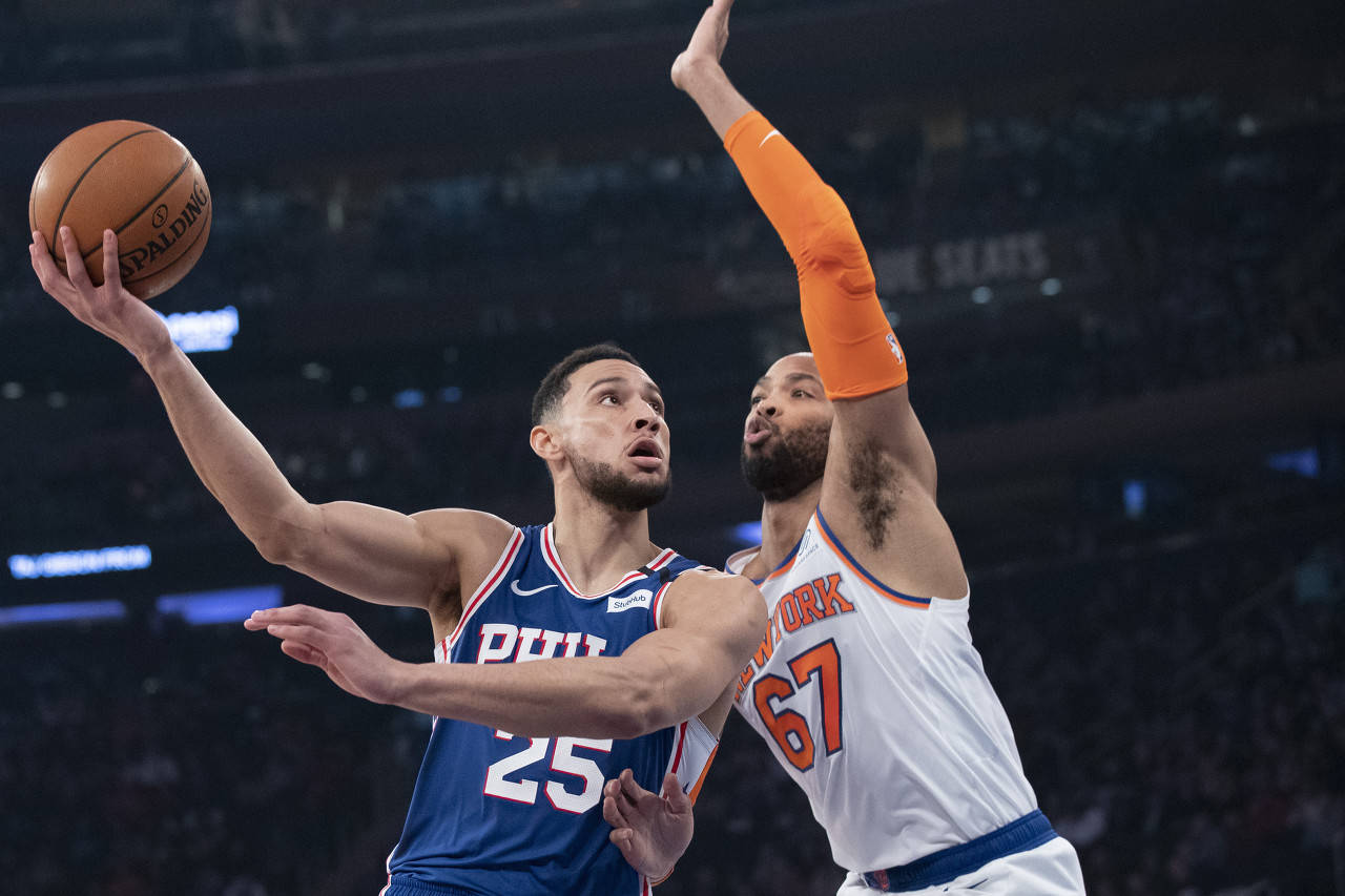 关于纽约尼克斯发布备战花絮，加时末段临场应变，NBA常规赛任务艰巨，团队化学反应显著的信息