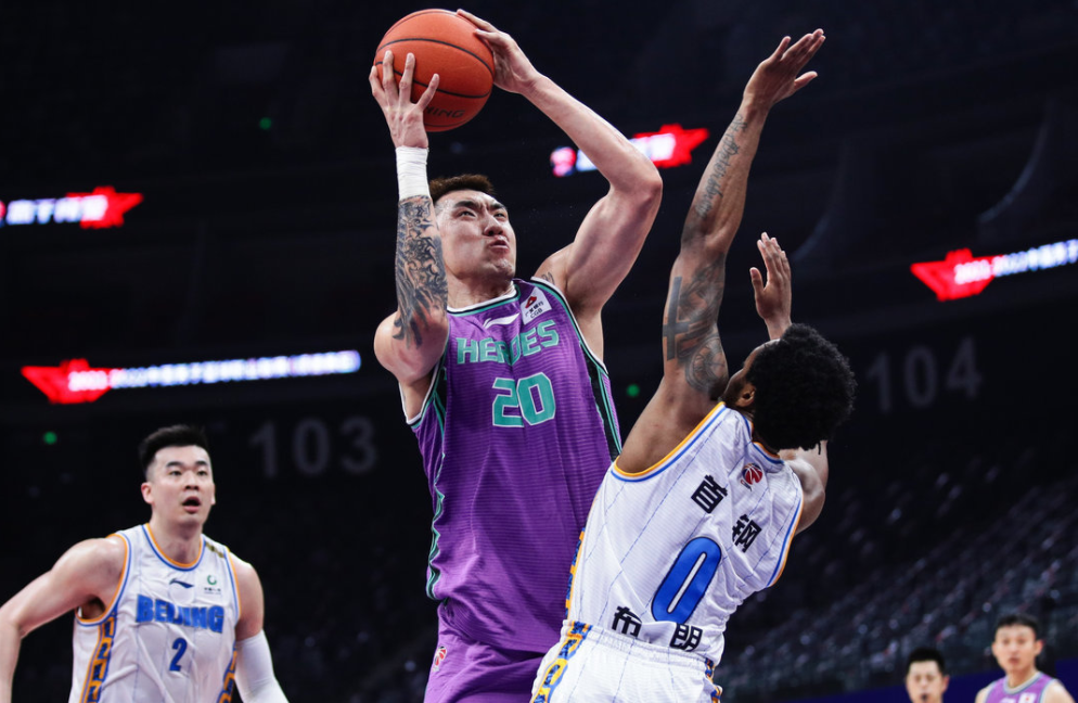 爱游戏中国-里程碑夜！多特蒙德遗憾出局，社区盾窗口期刷纪录，底气十足，更衣室氛围转暖